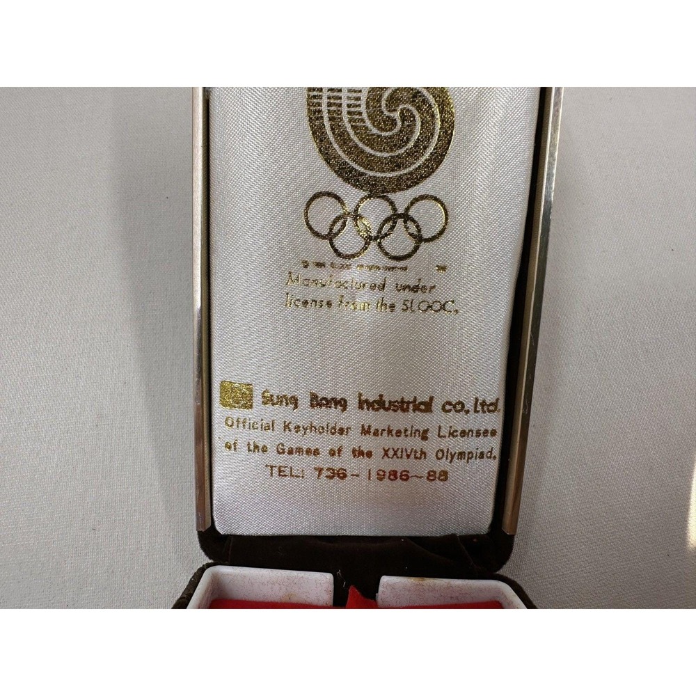 Official Seoul 1988 Olympic Games Gold Tone Keychain w/ Box SLOOC Licensed Korea - Picture 4 of 6